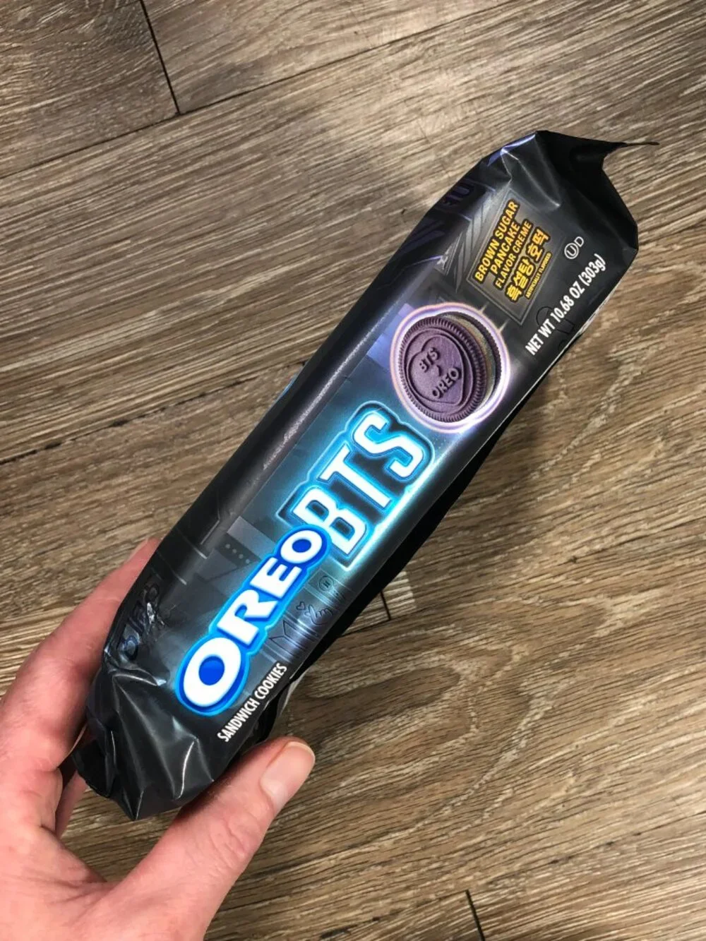 Oreo x BTS Brown Sugar Pancake Creme Sandwich Cookies Factory Sealed 10.68oz